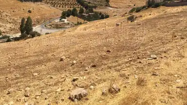 أرض في طريق السرو مثلث اليزيديه ‎ثاني دخله عالشمال - 100,000 دأ - صورة NaN